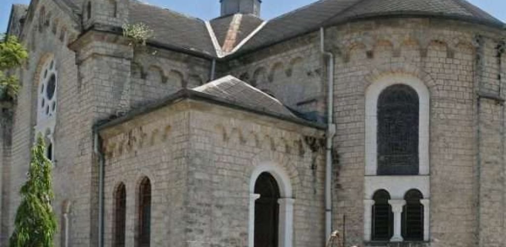 The_Catholic_Church_Cathedral_Bagamoyo_02-600x540